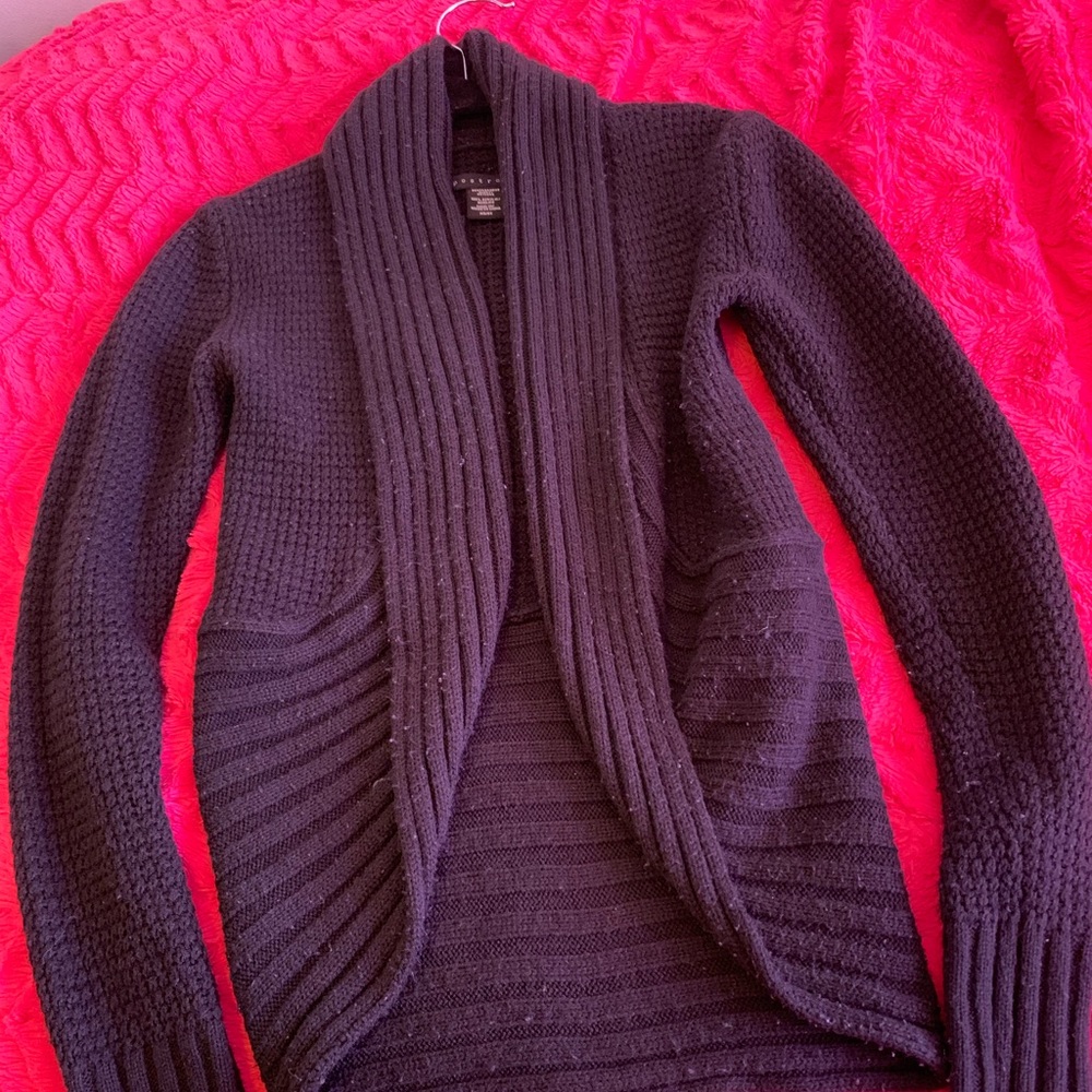 Apostrophe XS sweater